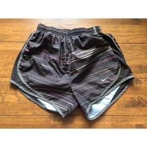 👖 Nike Dri-Fit Short